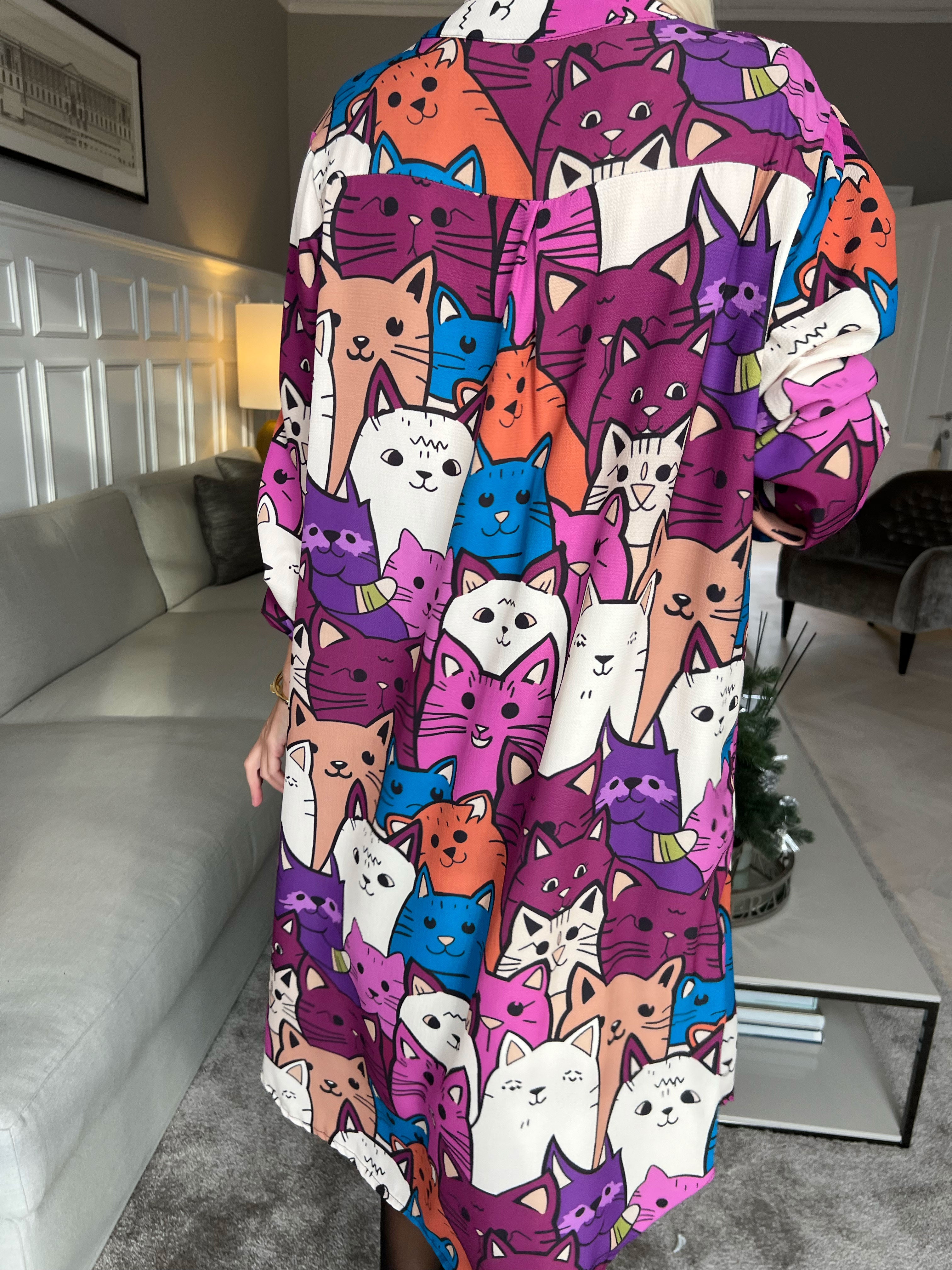 Vanesa Cat Long - Let og luftig kjole med katteprint